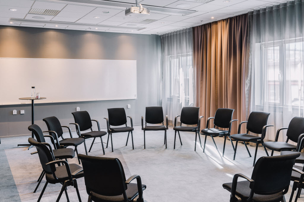 Copyright: : Niklas Andersson Meeting room